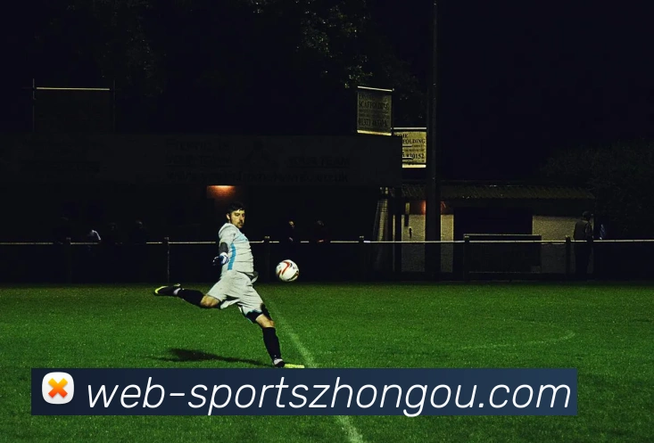 中欧体育APP 封面图